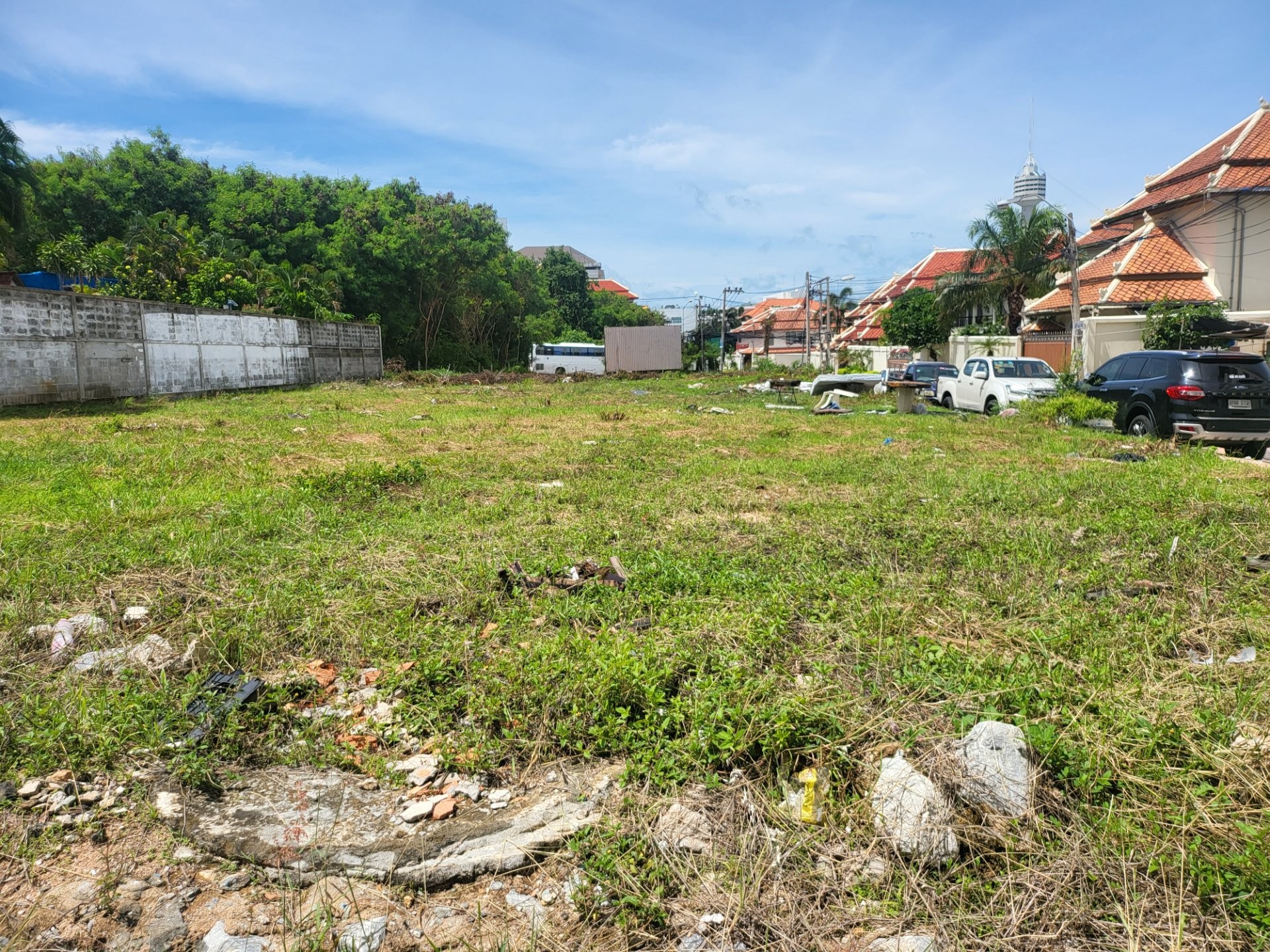 Land For Sale Premium Location Top of Pratumnak